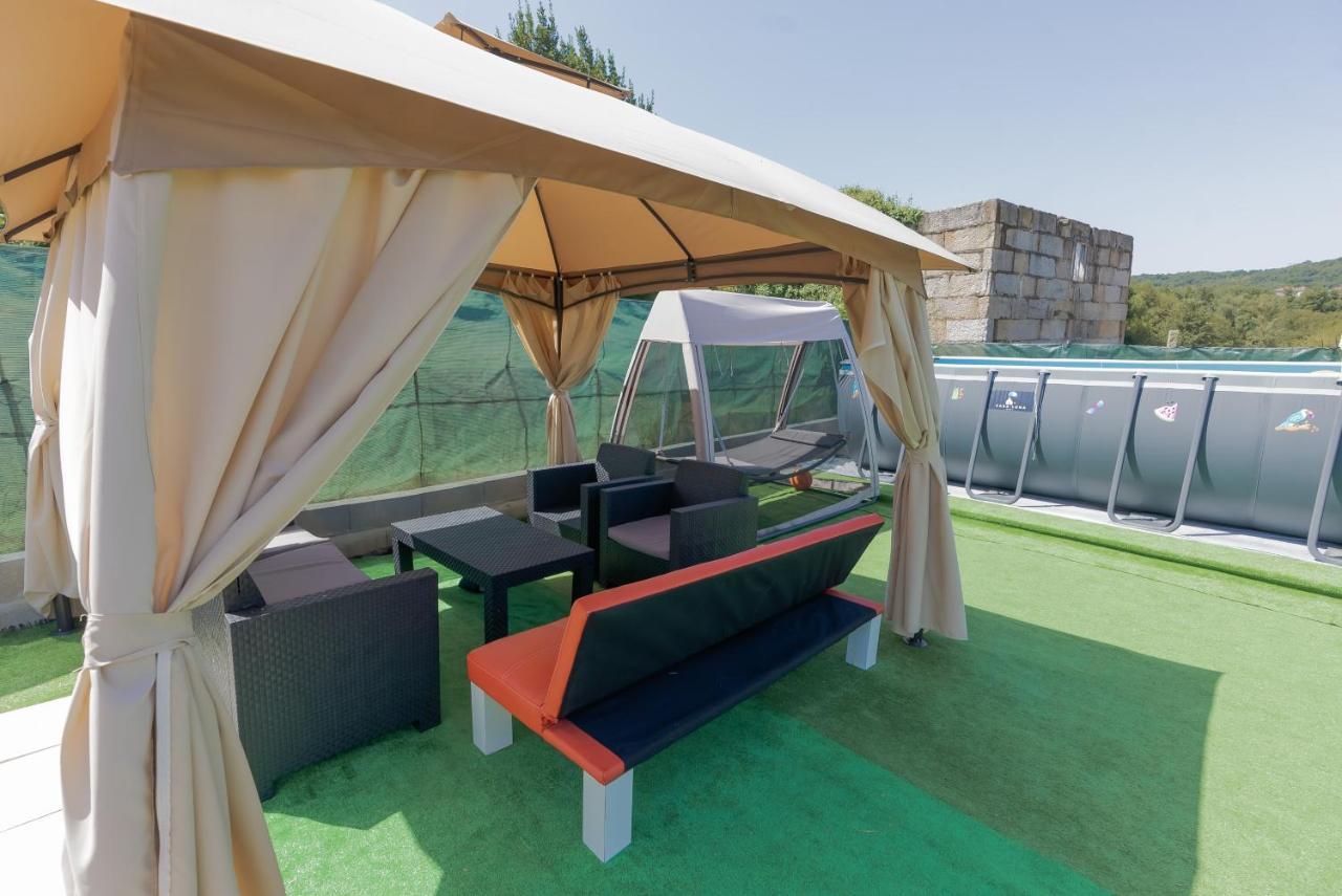 Casa Luna Rural Con Piscina Y Jardin 奥伦塞 外观 照片